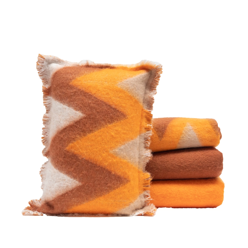 Covercoulis Zigzag Decorative Pillow - Image 4